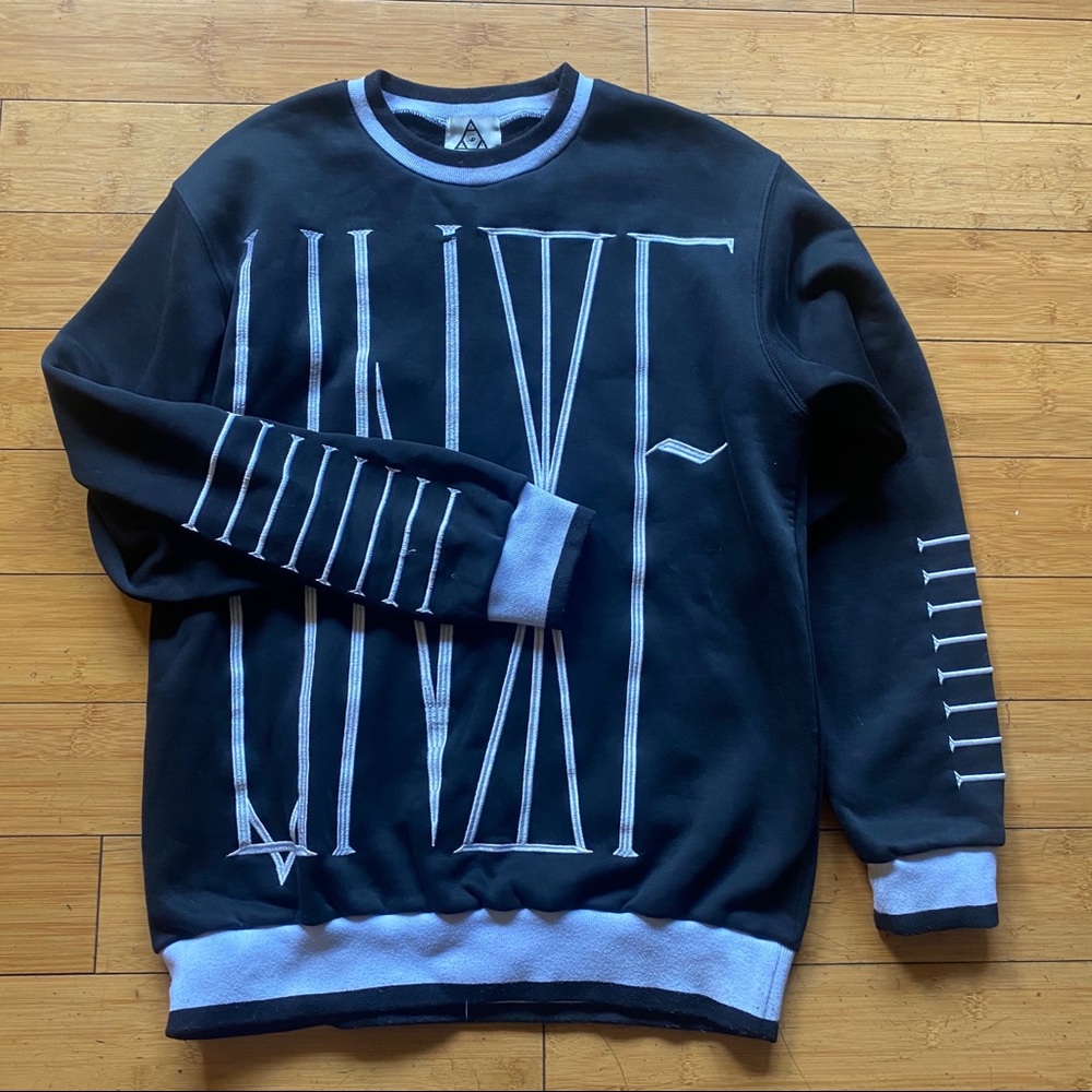 UNIF Embroidered Sweatshirt